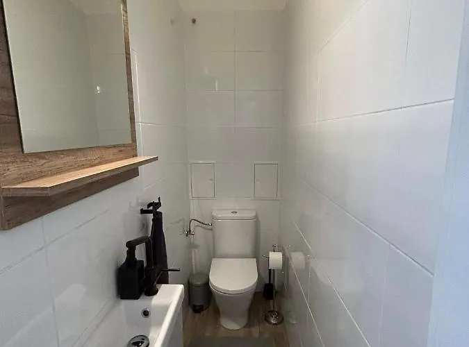 3-br Flat In Jewish Quarter 아파트 *